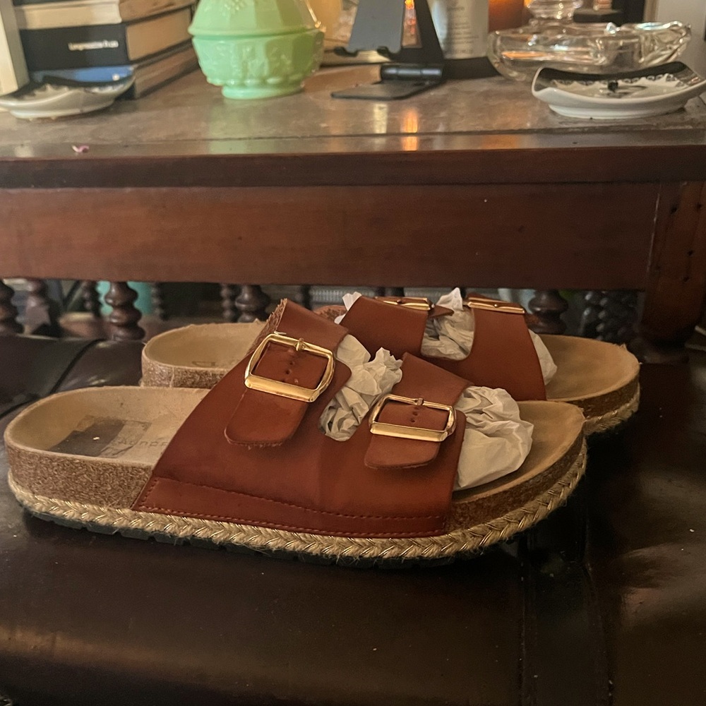 CL by Chinese Laundry Women’s Brown Leather Sandals (8)